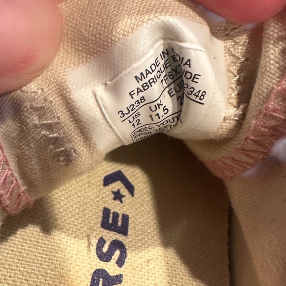 Girls Converse All Star Canvas Low Top Sneakers Shoes White And Pink Size 12 - Picture 6 of 8